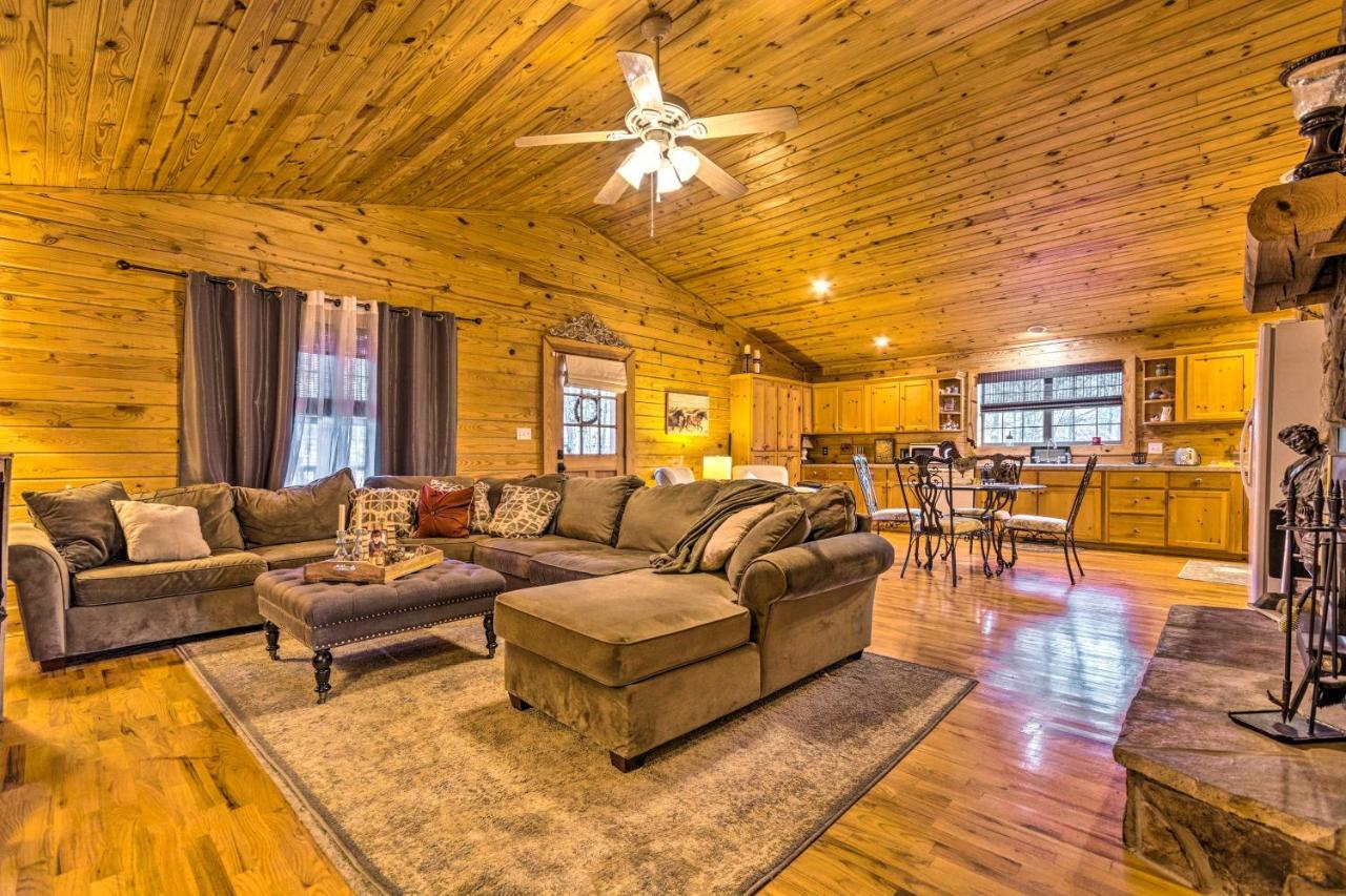 Pet-Friendly Cabot Cabin With Fenced Yard! Exterior photo